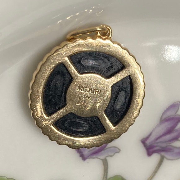 solid 14k gold onyx and diamond angel wings winged coin charm pendant - Picture 5 of 6